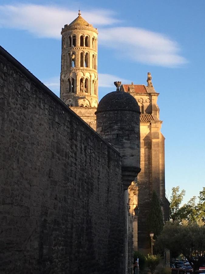 Uzes A Pied, Appartement Dans Cadre D'Exception Экстерьер фото
