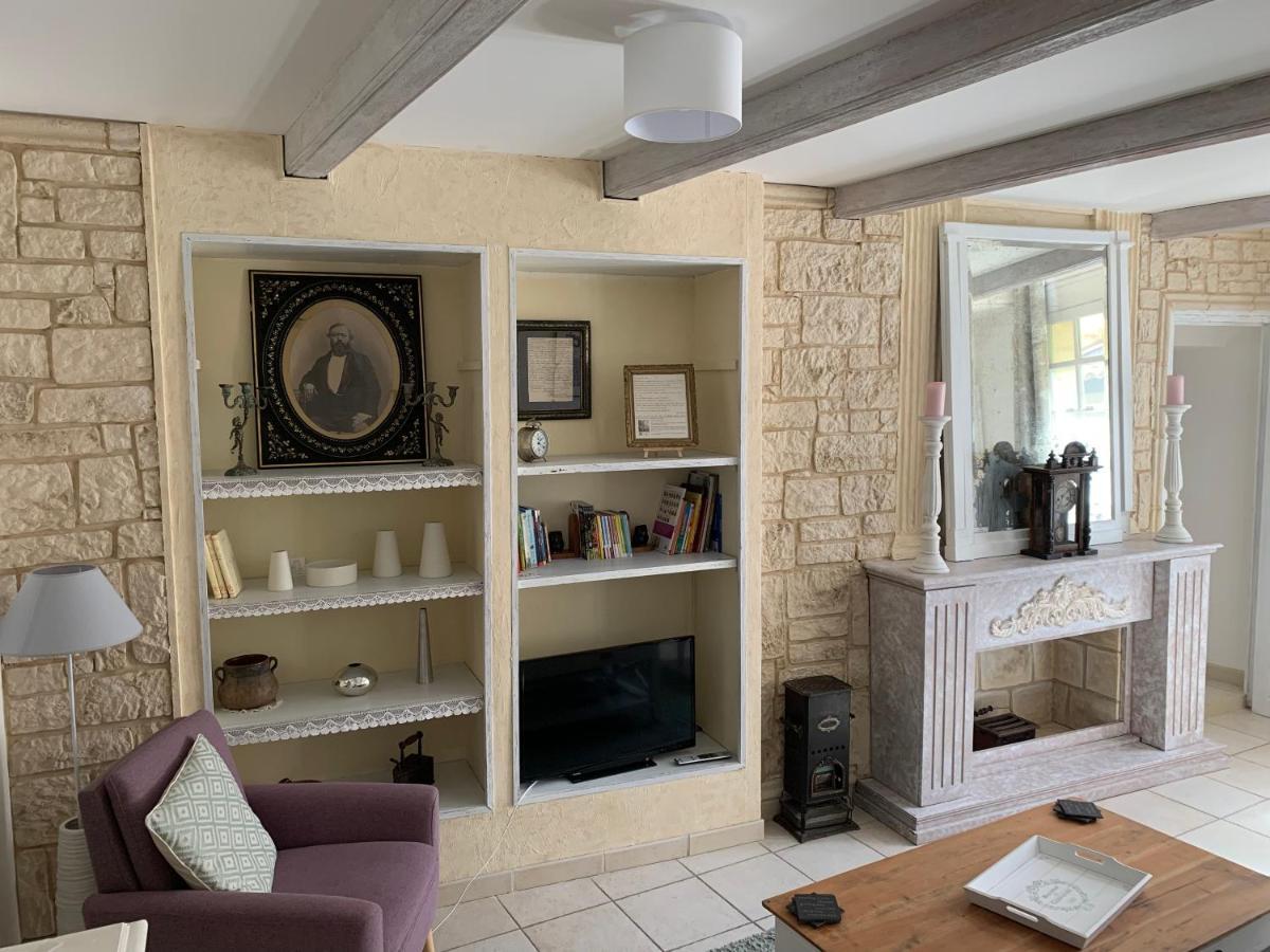 Uzes A Pied, Appartement Dans Cadre D'Exception Экстерьер фото